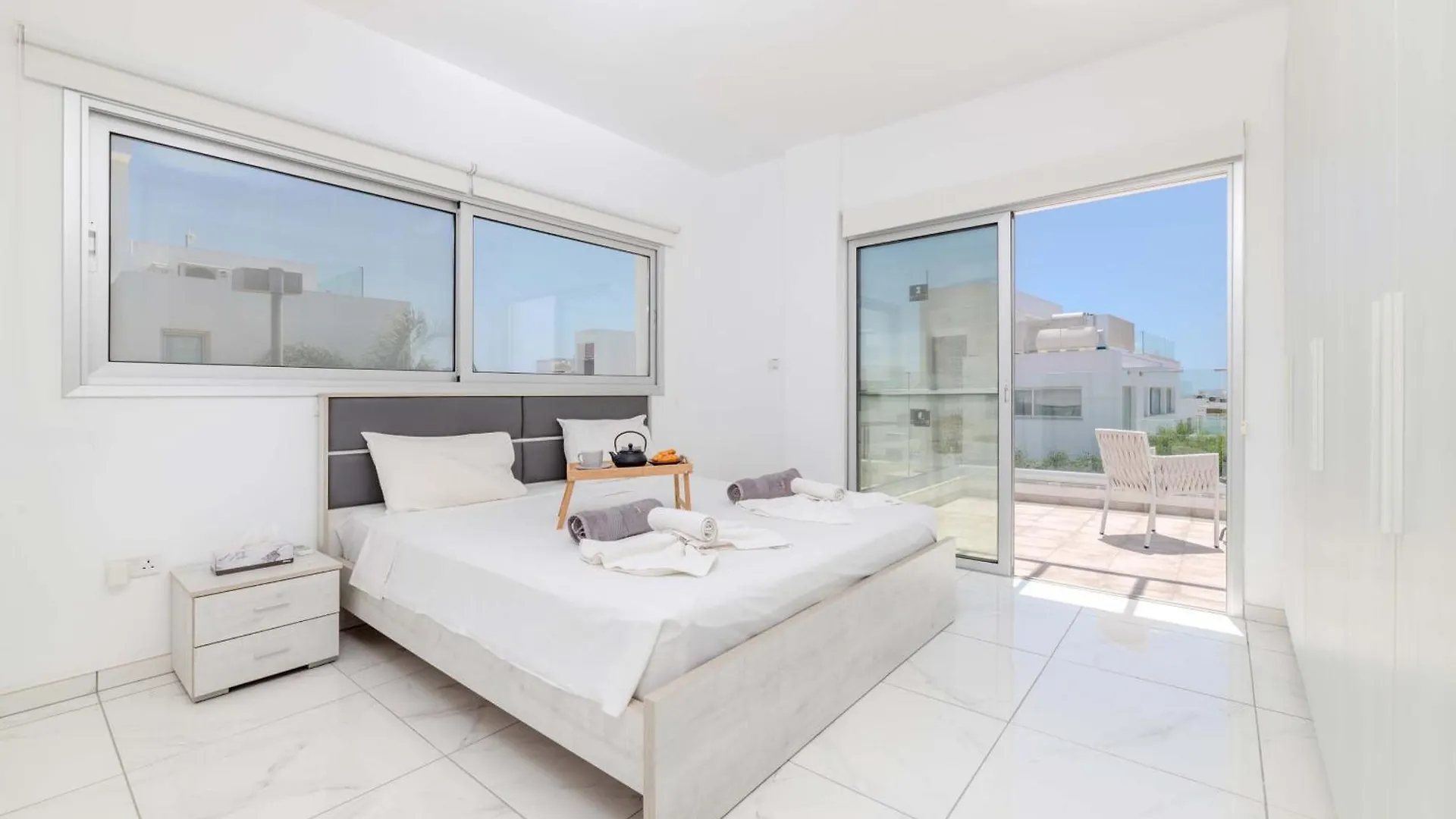 Elite Blu Heights Villa Ayia Napa 0*,